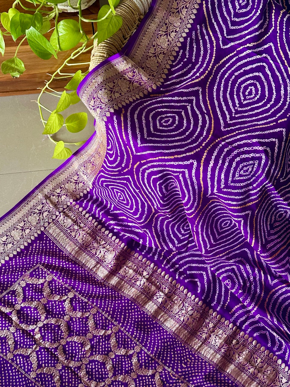 rangmayi-vibrant-purple-violet-handloom-pure-banarasi-georgette-bandhani-saree