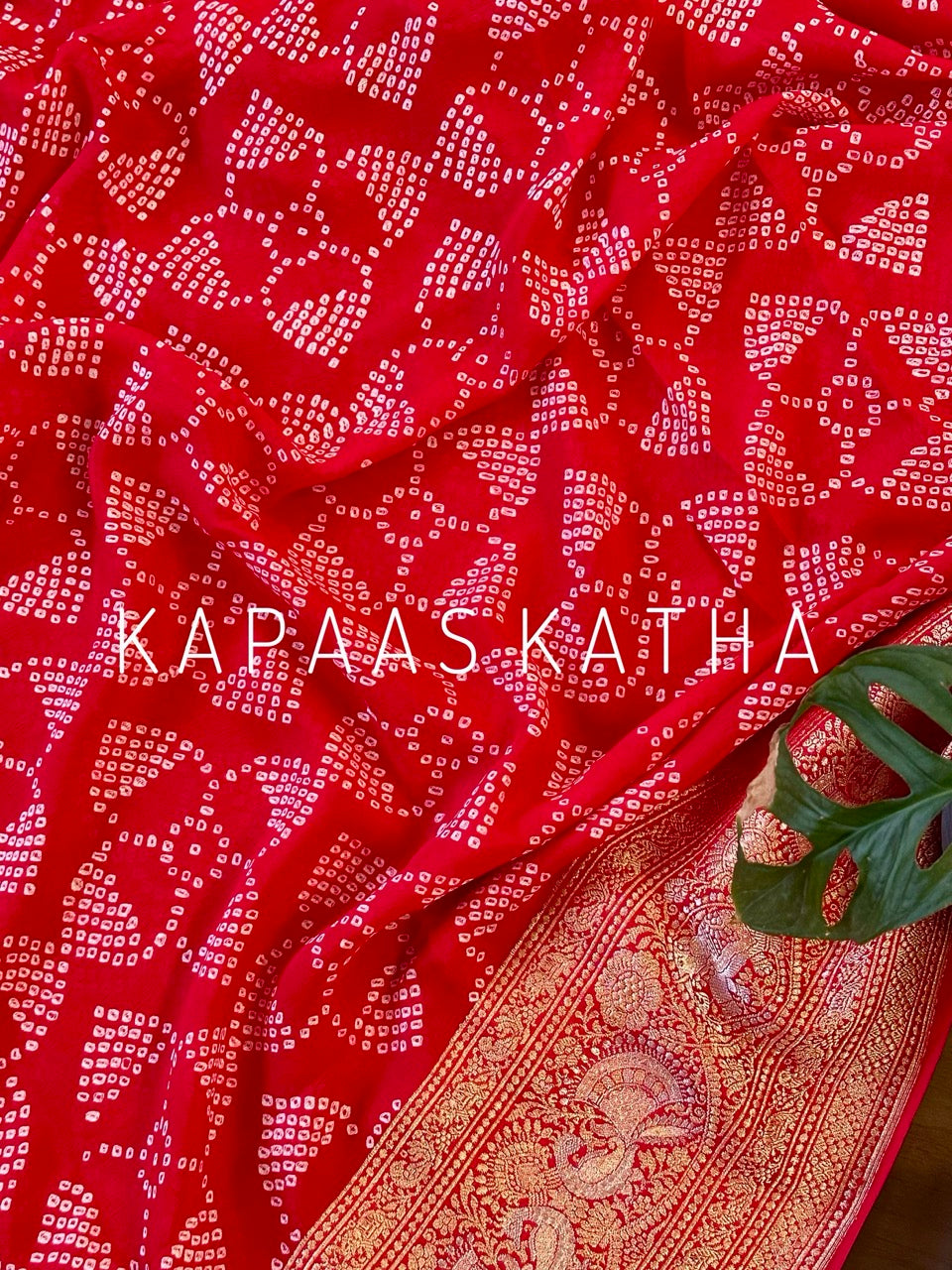 red-exquisite-handloom-banarasi-georgette-bandhani-saree