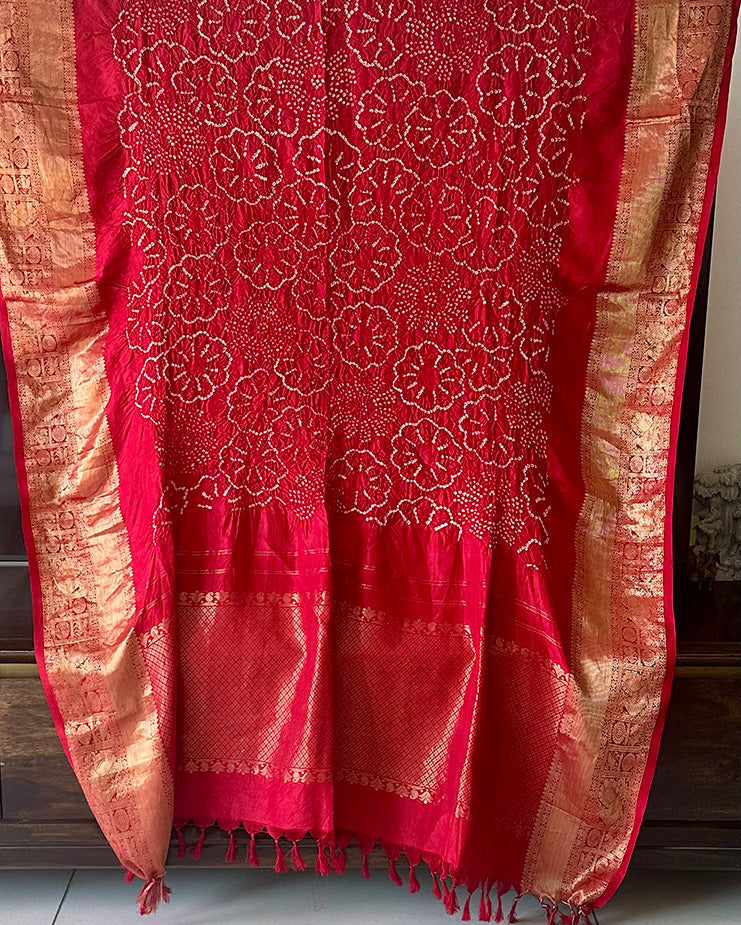 Red Kanjivaram Silk Floral Bandhani Dupatta