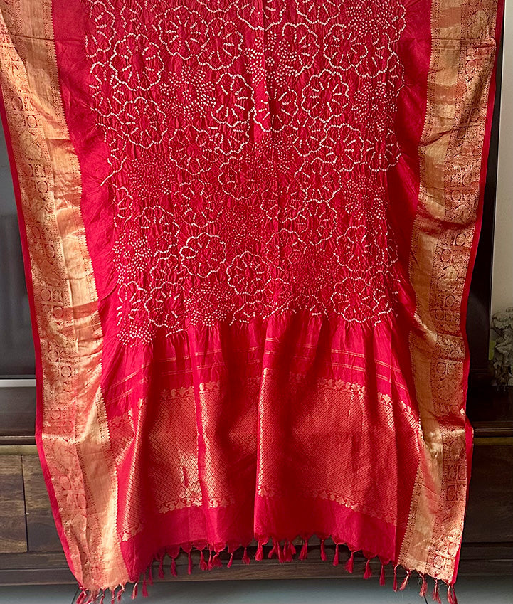 Red Kanjivaram Silk Floral Bandhani Dupatta