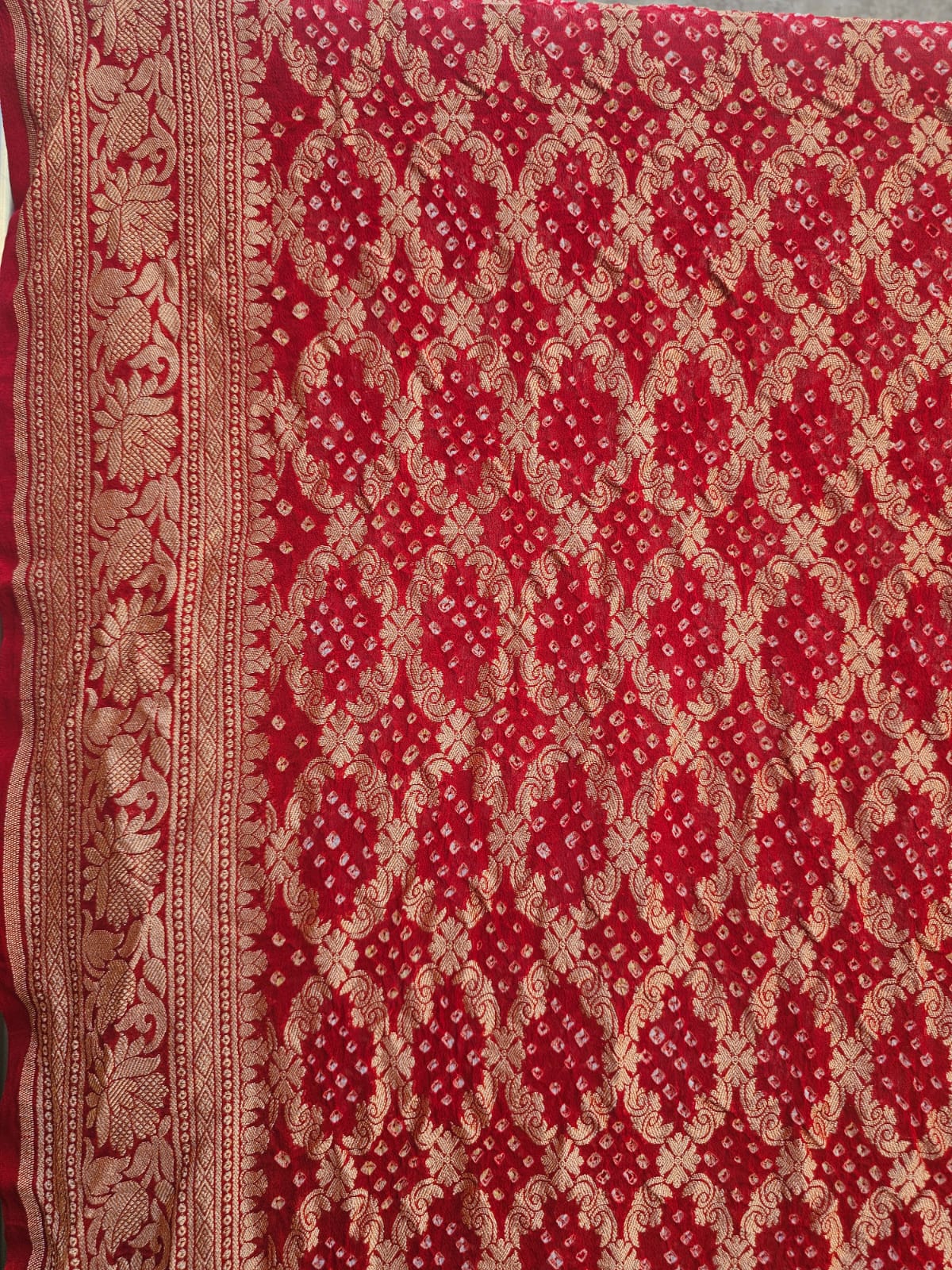 Red Pure Banarsi Georgette Neemzari Bandhani Dupatta