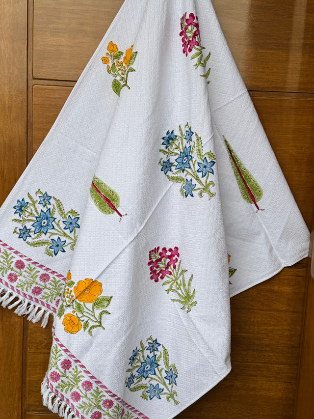regal-floral-sprig-cotton-jacquard-bath-towel