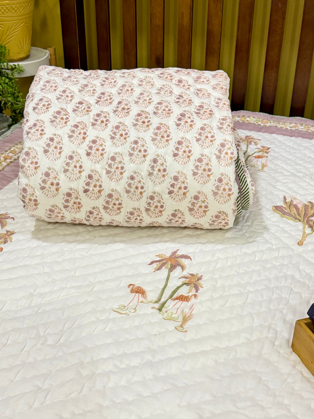 reversible-cotton-quilt-pink-floral-hand-block-print