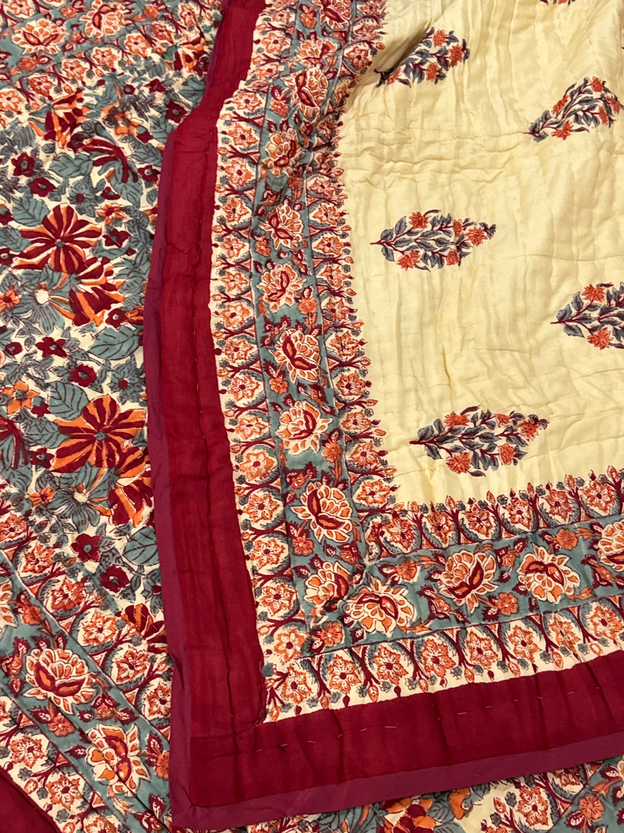 reversible-mulmul-cotton-bedspread