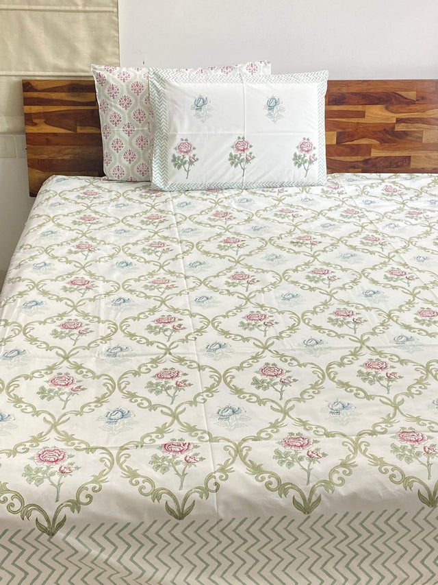 rose-theme-king-cotton-bedsheet-full-view