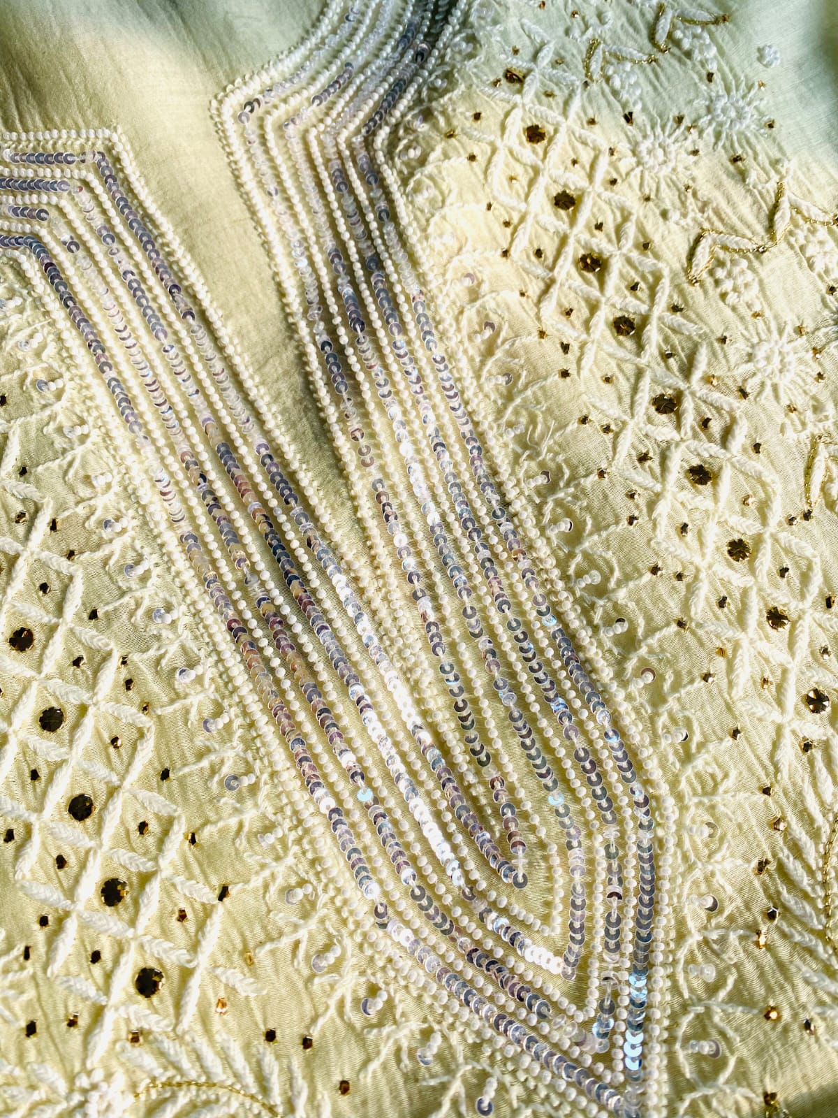 saanjh-gulbooti-chikankari-mulmul-unstitched-suit-set-women-kapaaskatha
