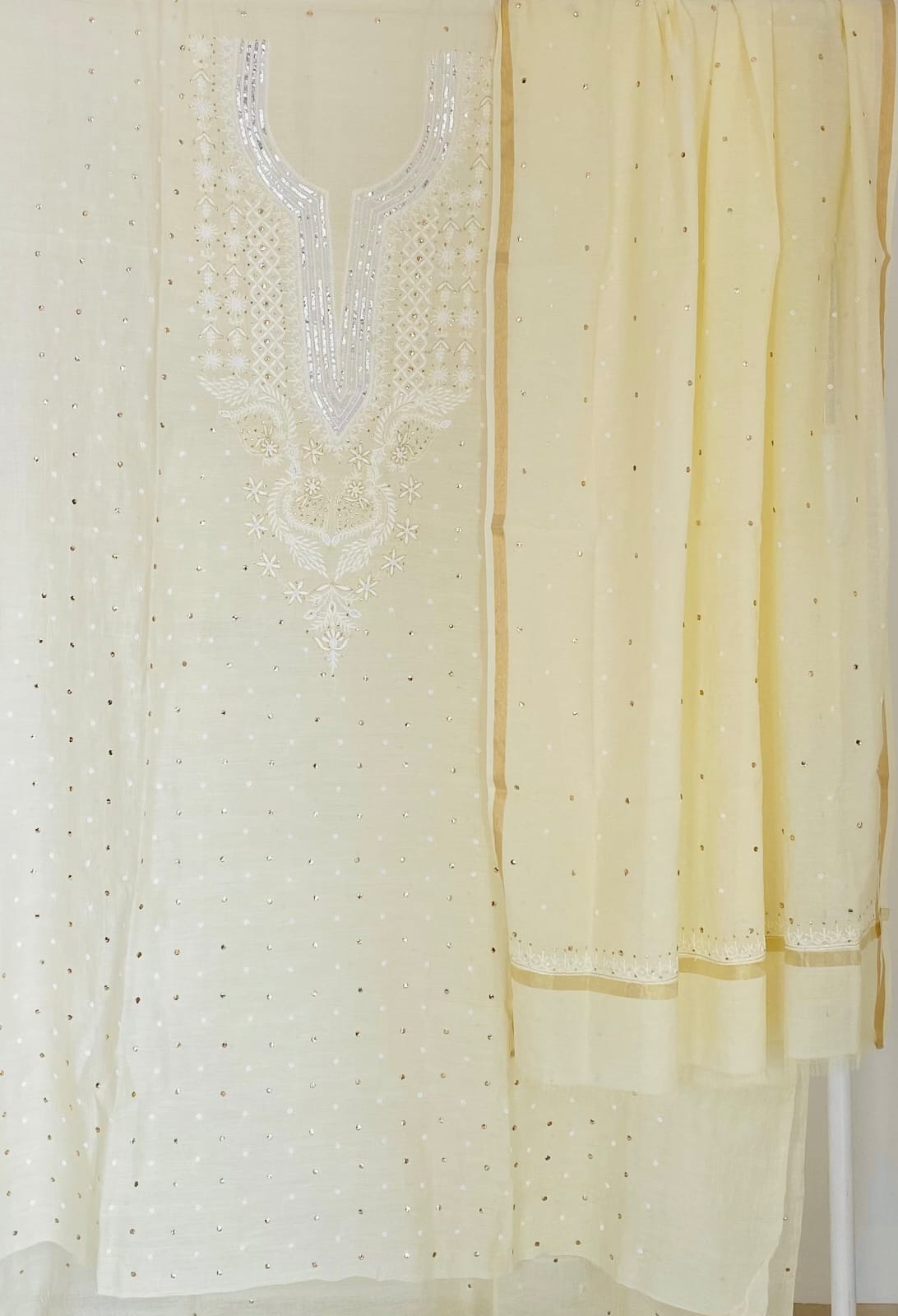 saanjh-gulbooti-chikankari-mulmul-unstitched-suit-set-women-kapaaskatha