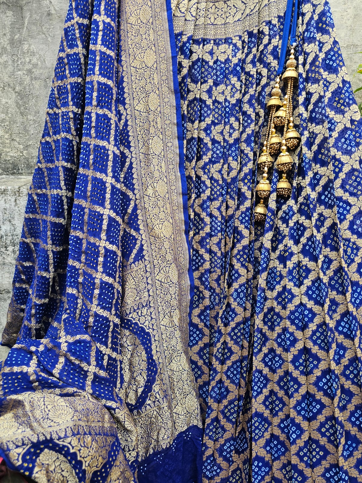 sea-blue-and-pink-pure-banarsi-georgette-bandhani-lehenga