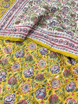 soft-breathable-mulmul-reversible-king-size-quilt