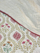 soft-breathable-mulmul-reversible-king-size