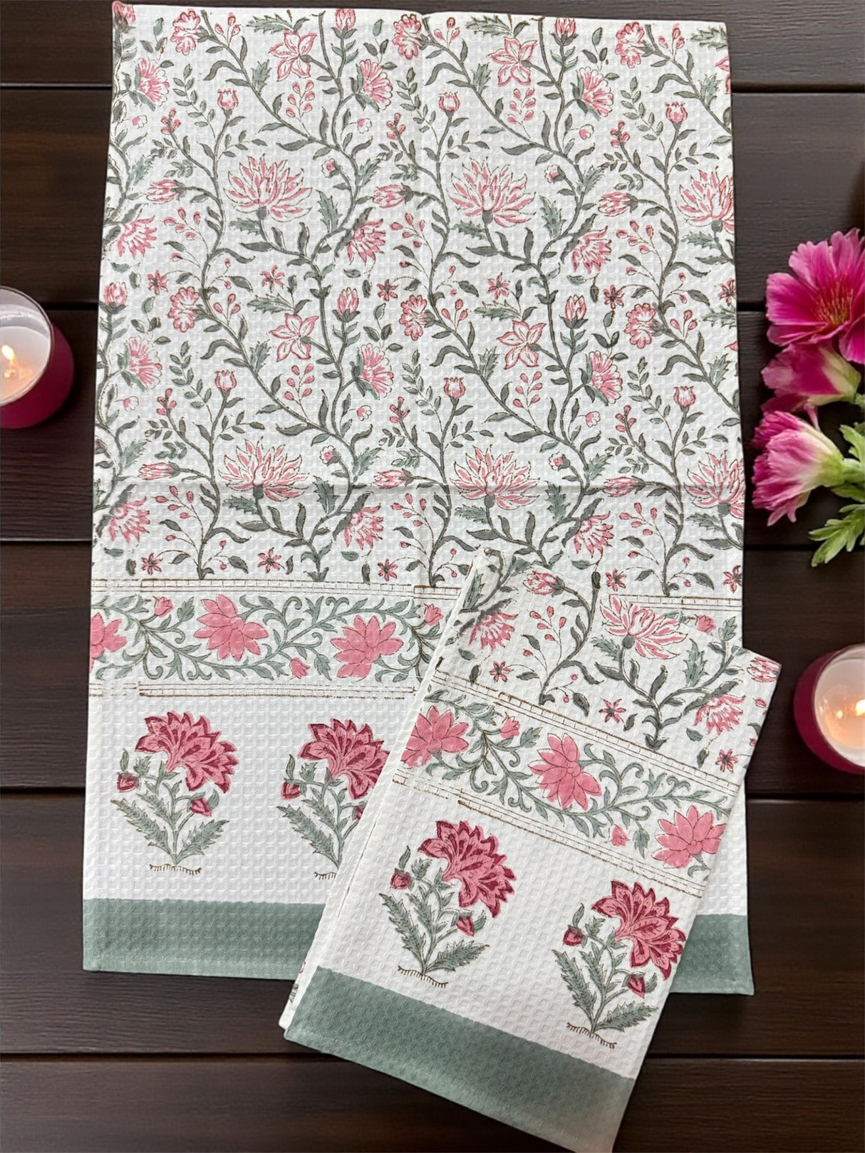 soft-cotton-hand-towel-with-vine-motif