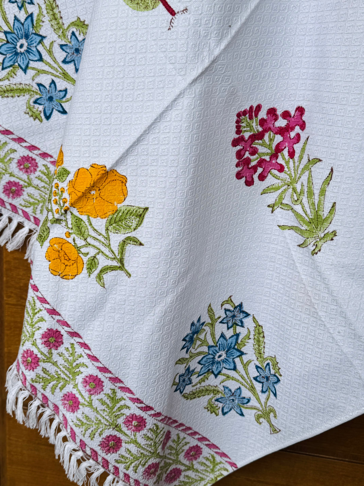 soft-cotton-towel-with-yellow-flower-detailing
