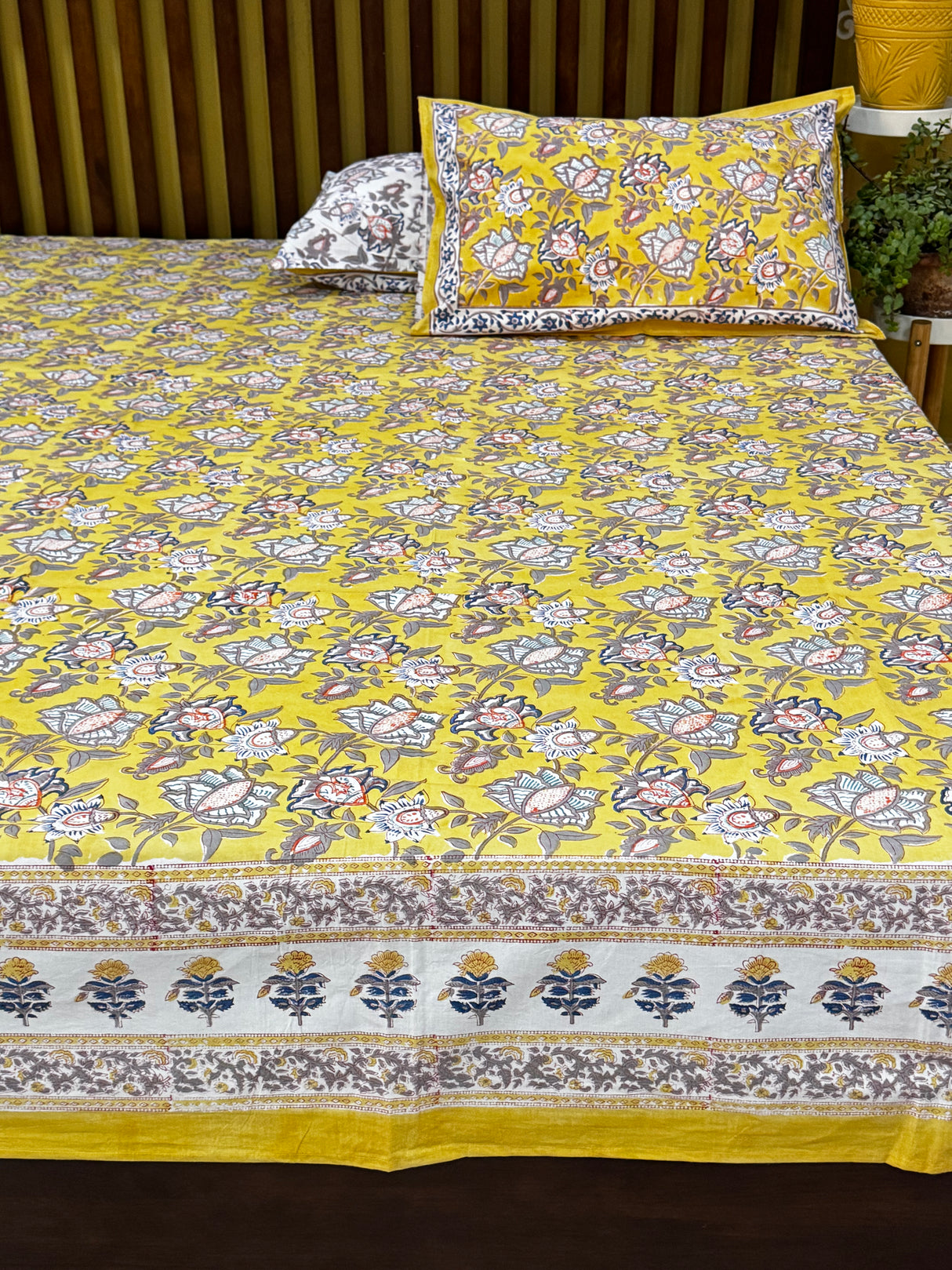 soft-floral-medallion-blockprint-cotton-bedsheet
