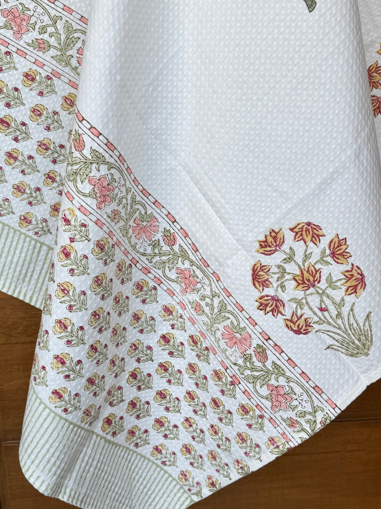 white-handblock-cotton-honeycomb-daily-use-towel