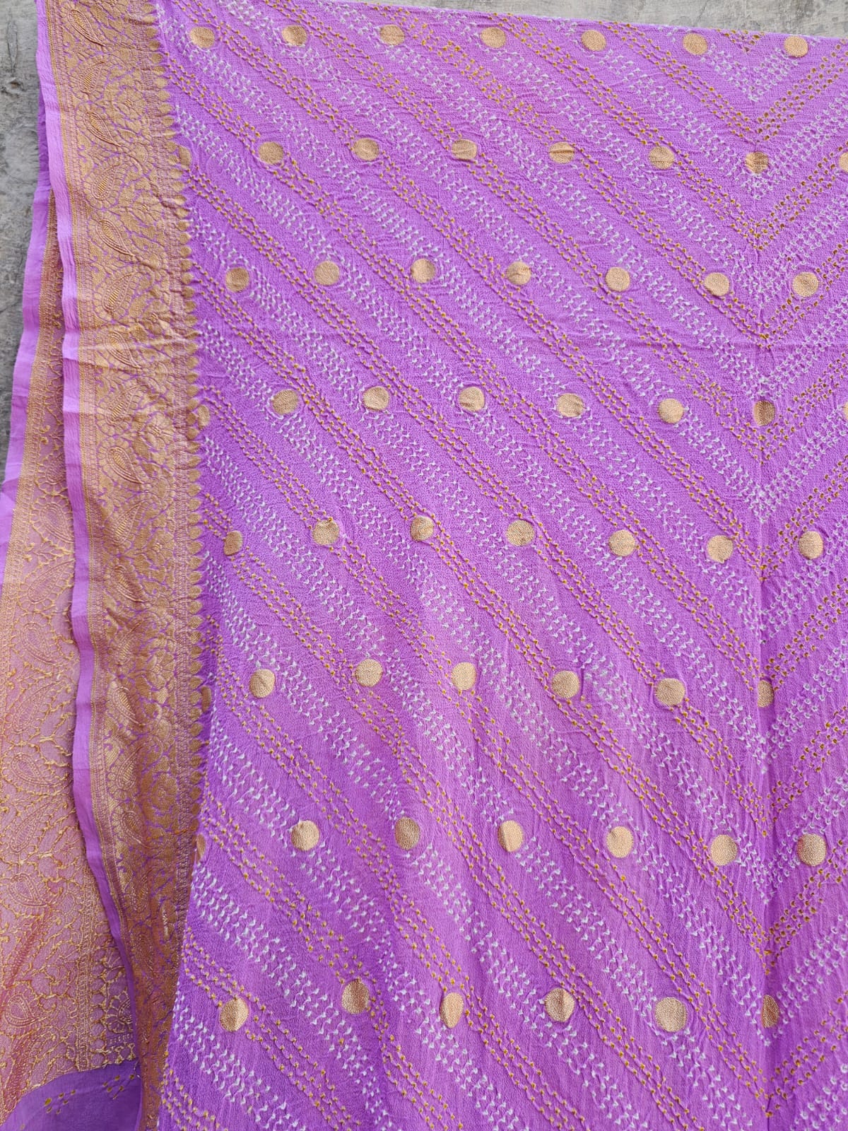 Soft Lavender Pure Banarsi Georgette Bandhani Dupatta