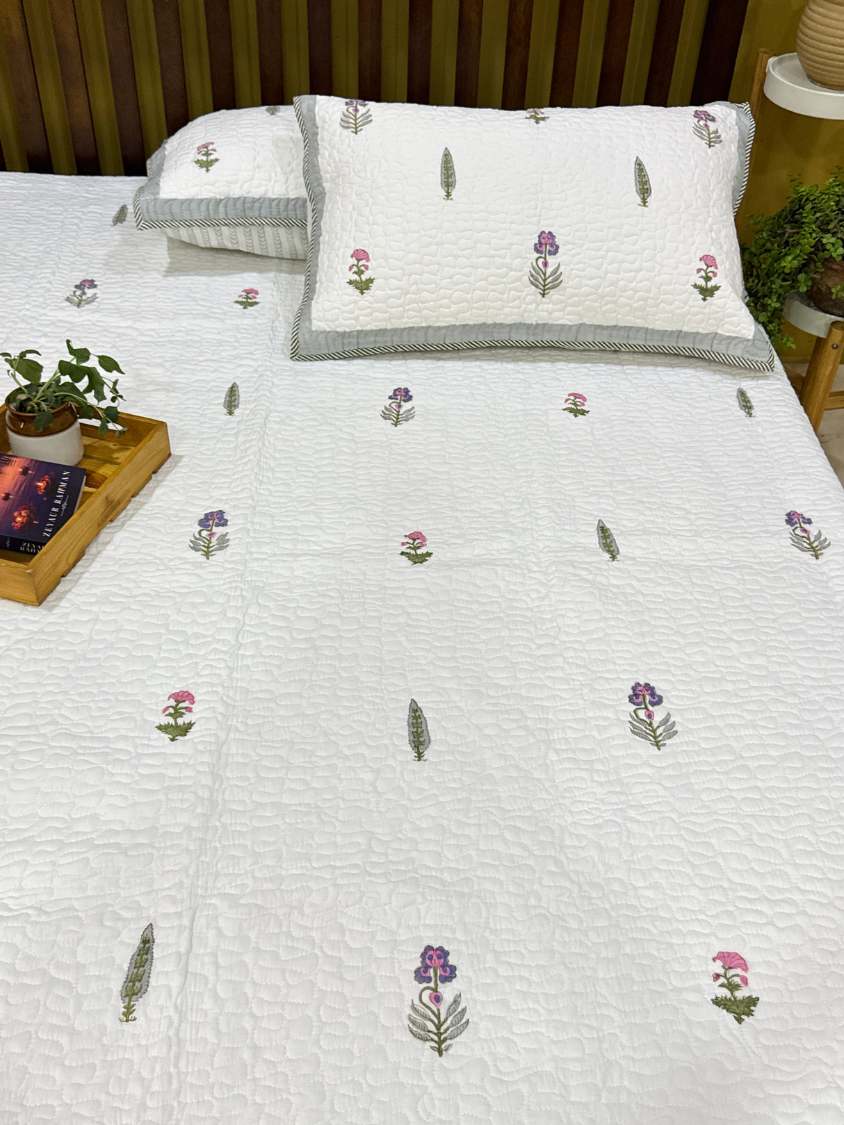 soft-white-quilted-cotton-bedcover