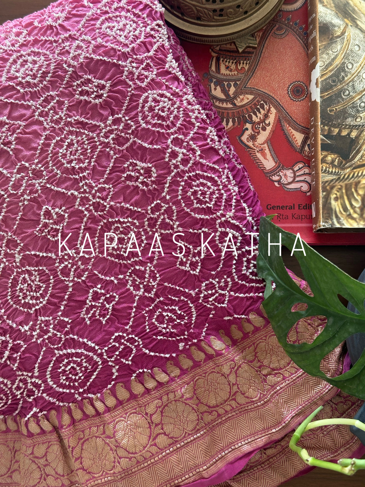 solace-bandhani-handloom-banarasi-georgette-saree