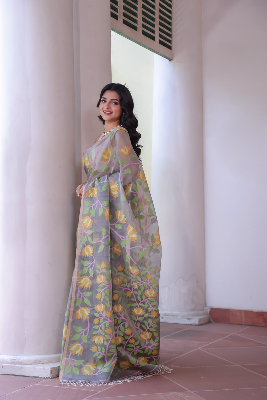 Sunehri Maati - Handloom Muslin Silk Saree with Jamdani weaving