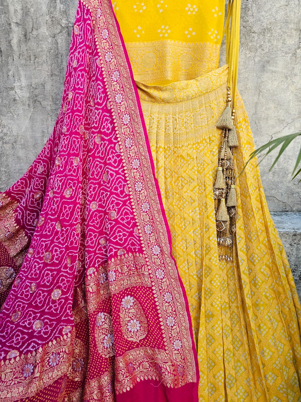 sunshine-yellow-pure-banarsi-georgette-bandhani-lehenga