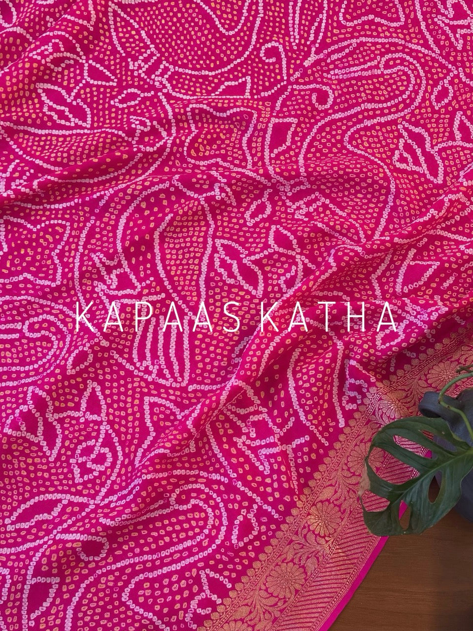 super-exclusive-handloom-banarsi-georgette-bandhani-saree