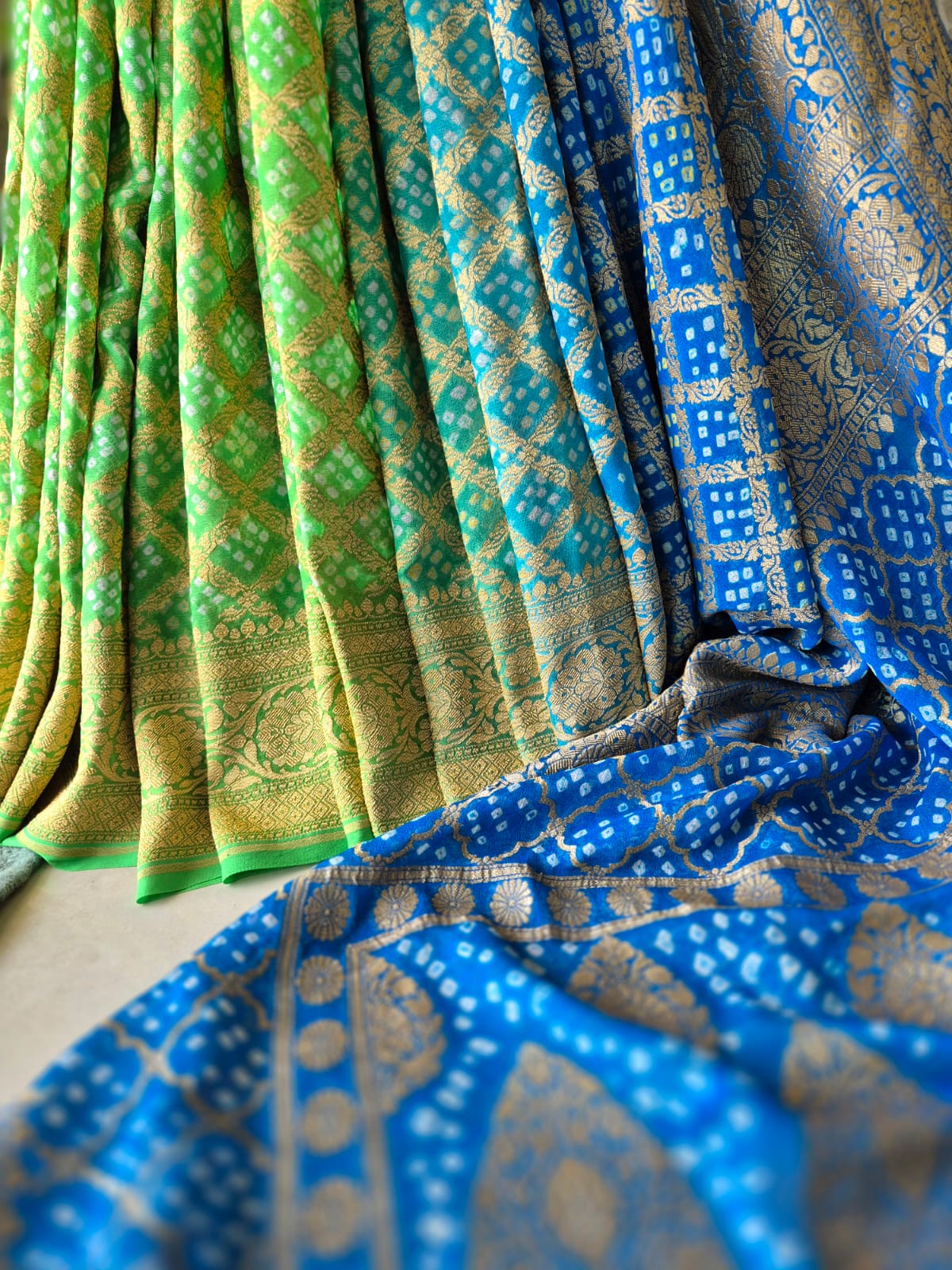 super-exclusive-pure-banarsi-georgette-bandhani-saree