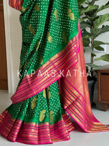 temple-scarlet-bandhani-handloom-kanjivaram-silk-saree