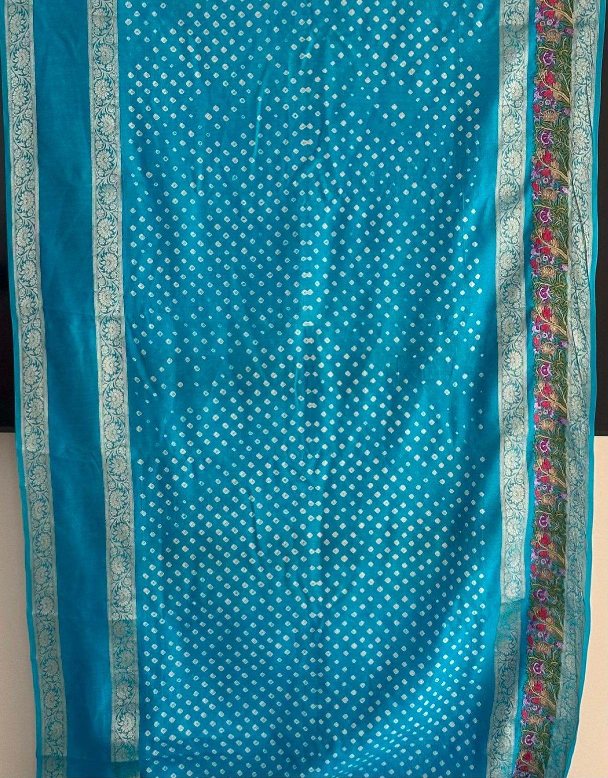 traditional-chiniya-silk-bandhani-saree-premium