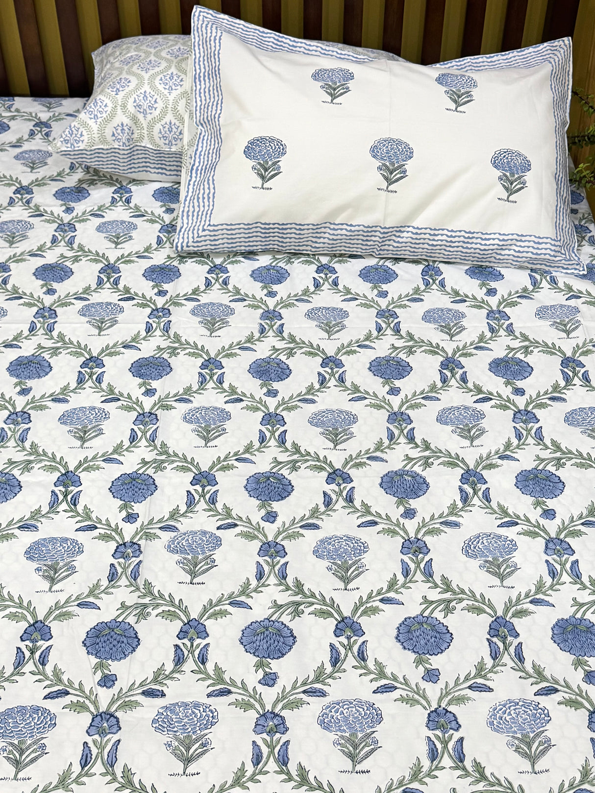 traditional-fresh-bloom-cotton-bedsheet-handblock-print