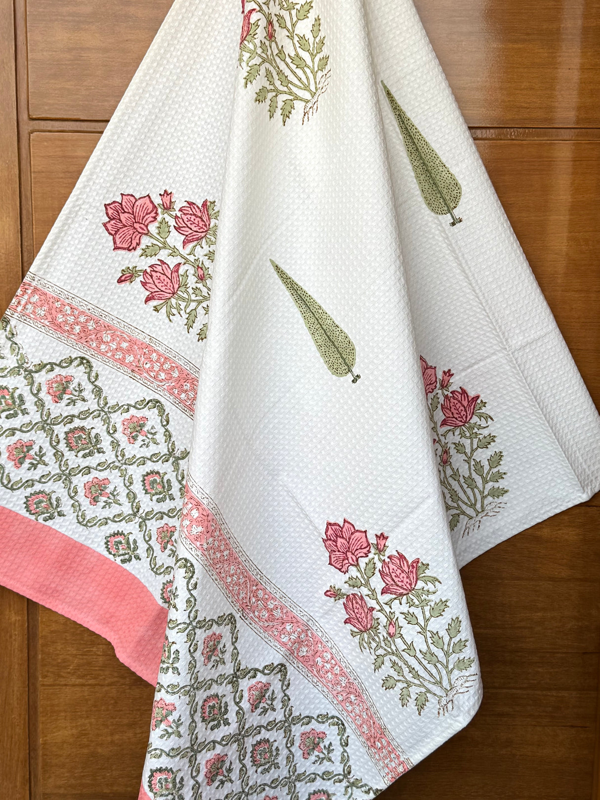 traditional-plush-comfort-handblock-printed-cotton-towel-set