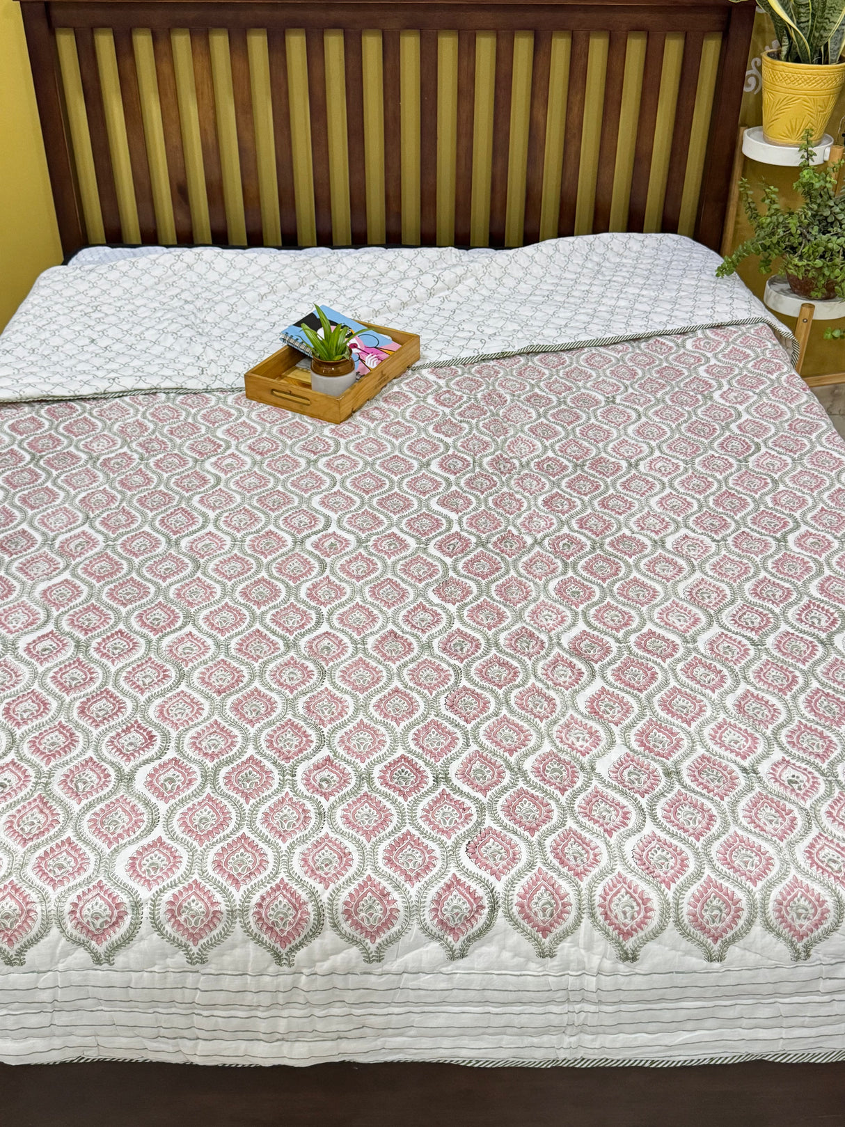 traditional-plush-haven-handblock-printed-mulmul-quilt