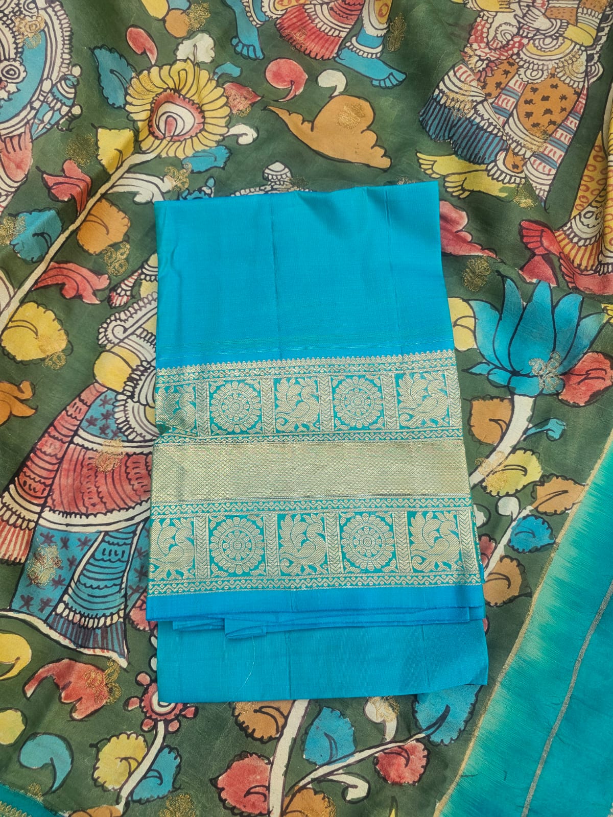 turquoise-pink-handcrafted-bandhani-kanjivaram-silk-saree
