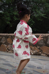 bulk order kids bathrobe in waffle cotton with elephant block print and personalization shipped to Belgium and Mexico