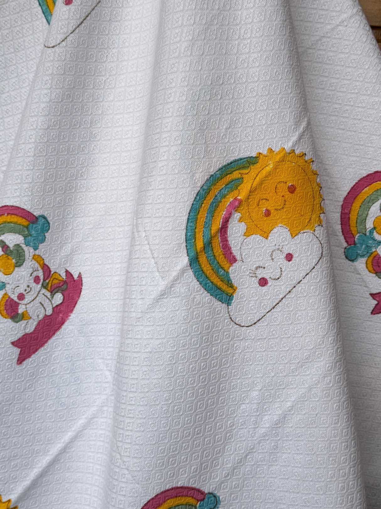 whimsical-unicorn-rainbow-cotton-towel-for-children
