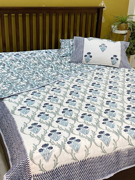 white-blue-single-cotton-quilt-full-view