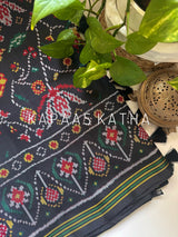 woven-lustrous-reign-single-ikat-mulberry-silk-saree