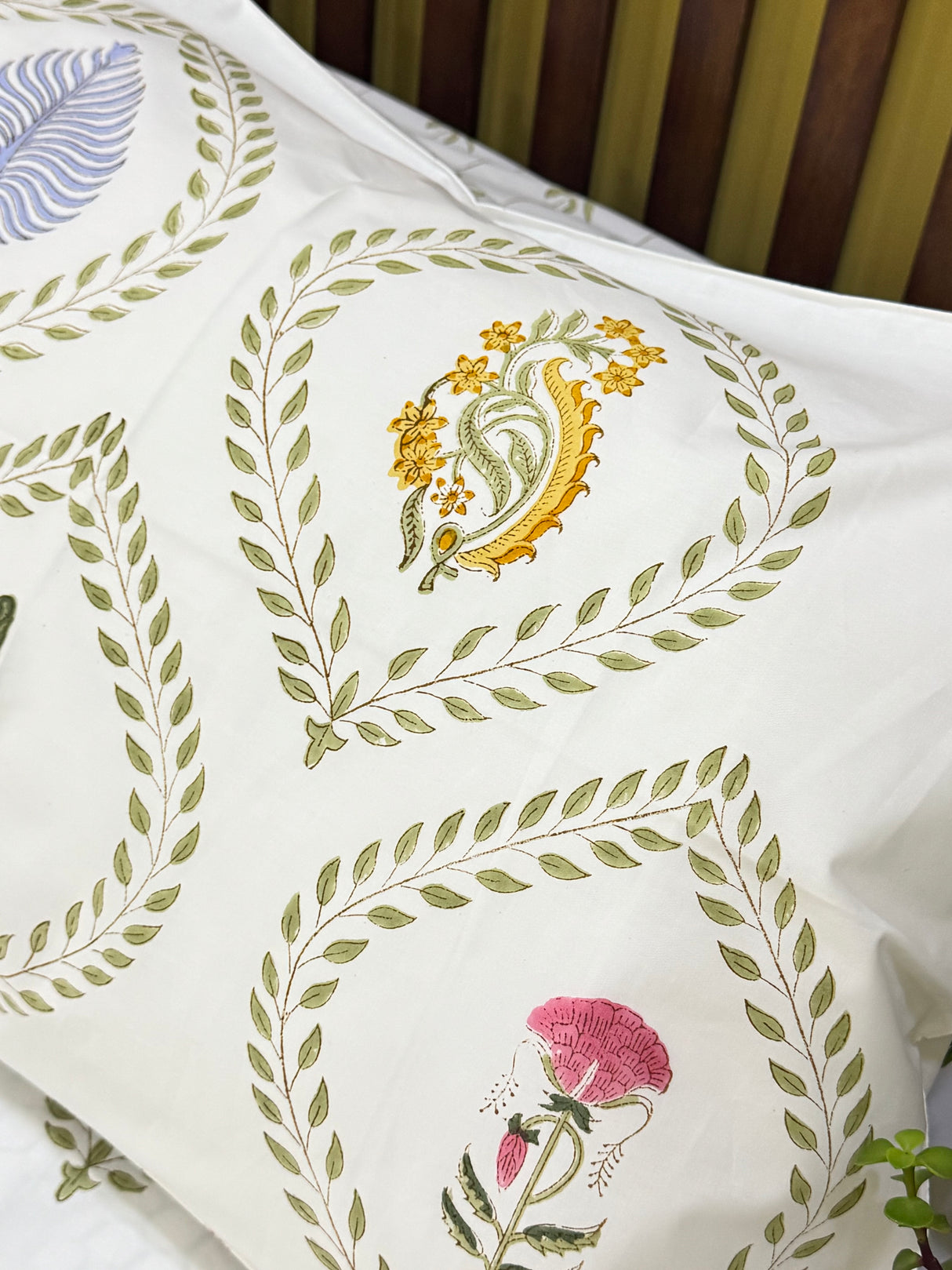 woven-pure-comfort-cotton-bedsheet-handblock-print