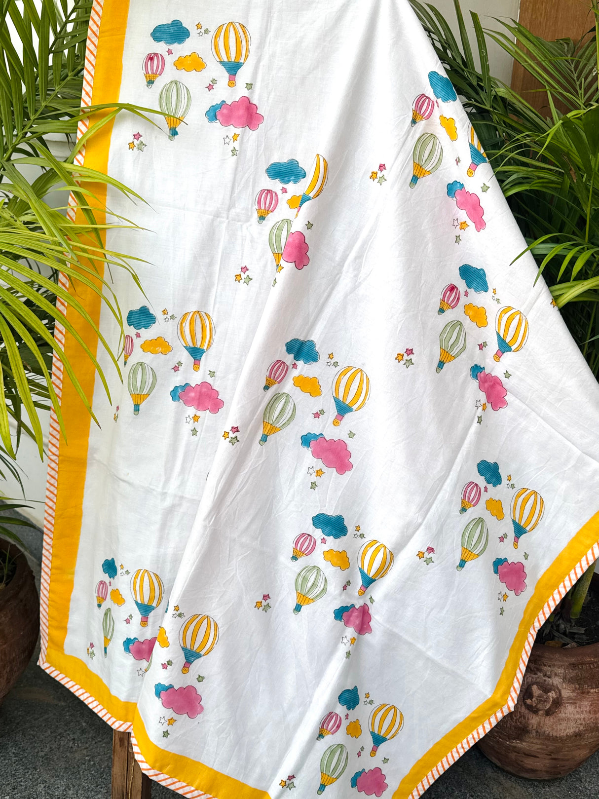 yellow-balloon-print-layered-kids-dohar