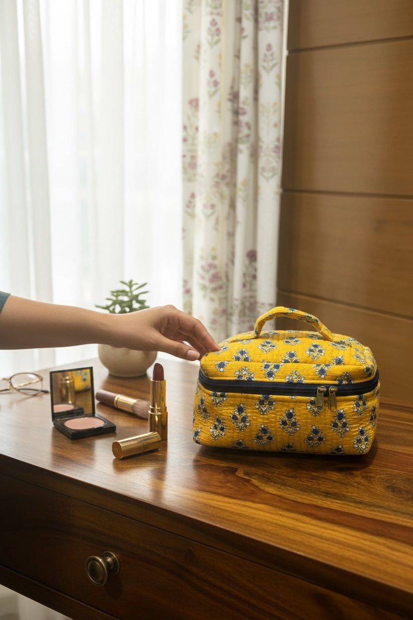 zippered-vanity-bag-for-skincare-essentials