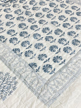 blue-white-double-cotton-quilt-pattern-view