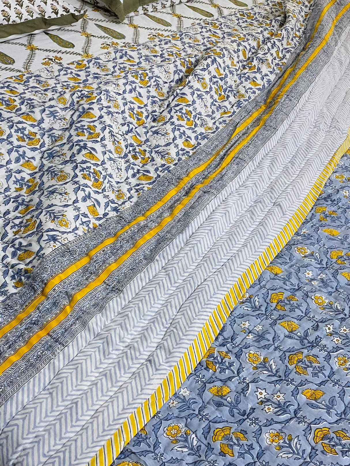 blue-yellow-king-cotton-quilt-side-view