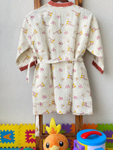 giraffe-theme-kids-bathrobe-back-view