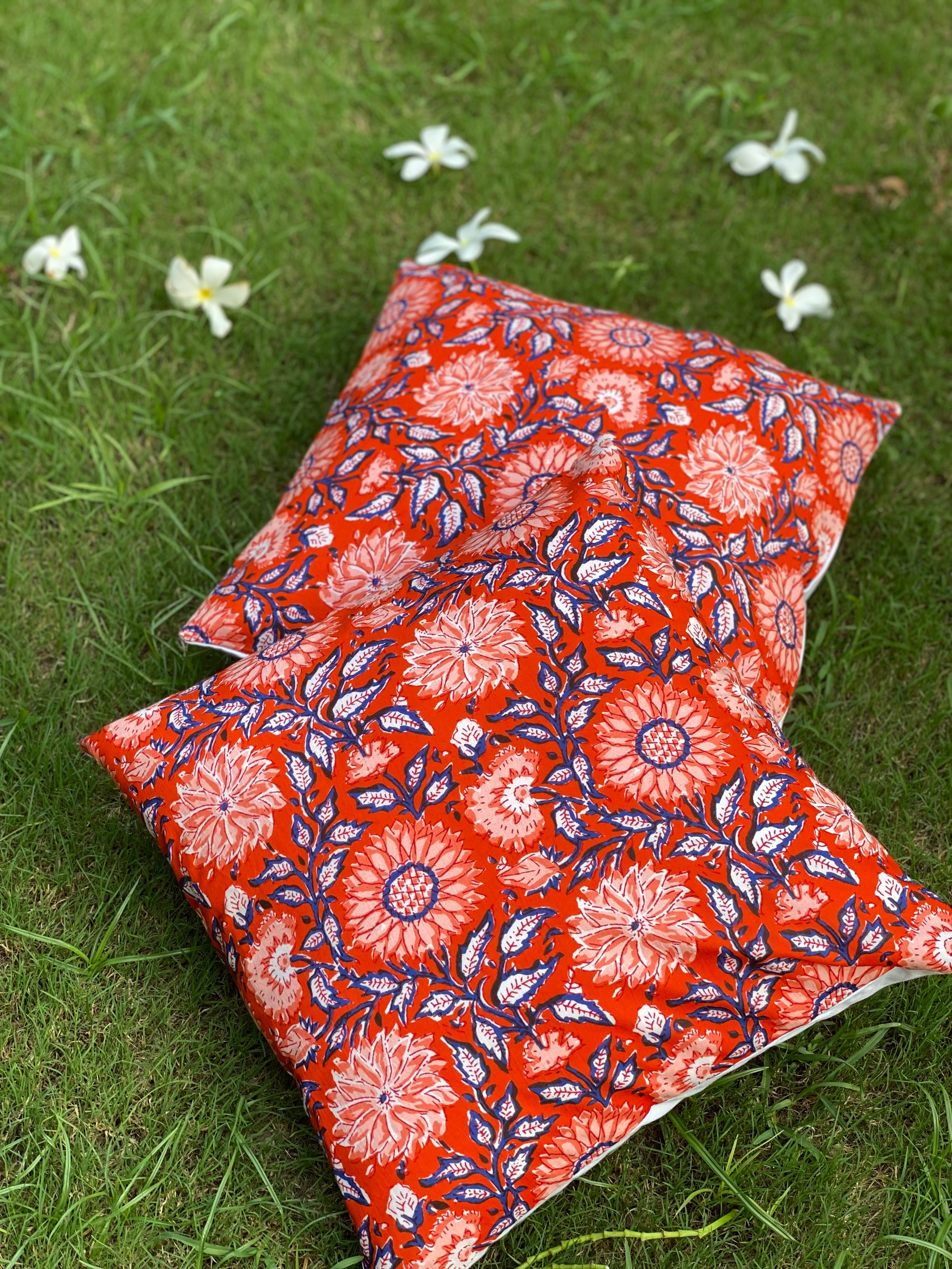 Blockprint Cushion Cover- 16*16 inches