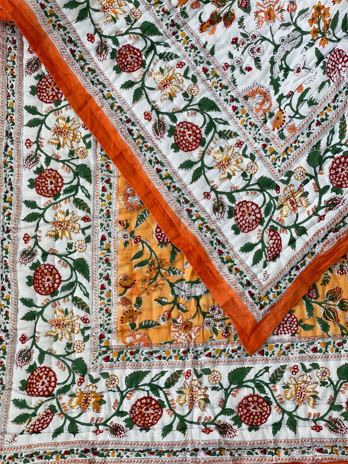 orange-color-king-cotton-quilt-full-view
