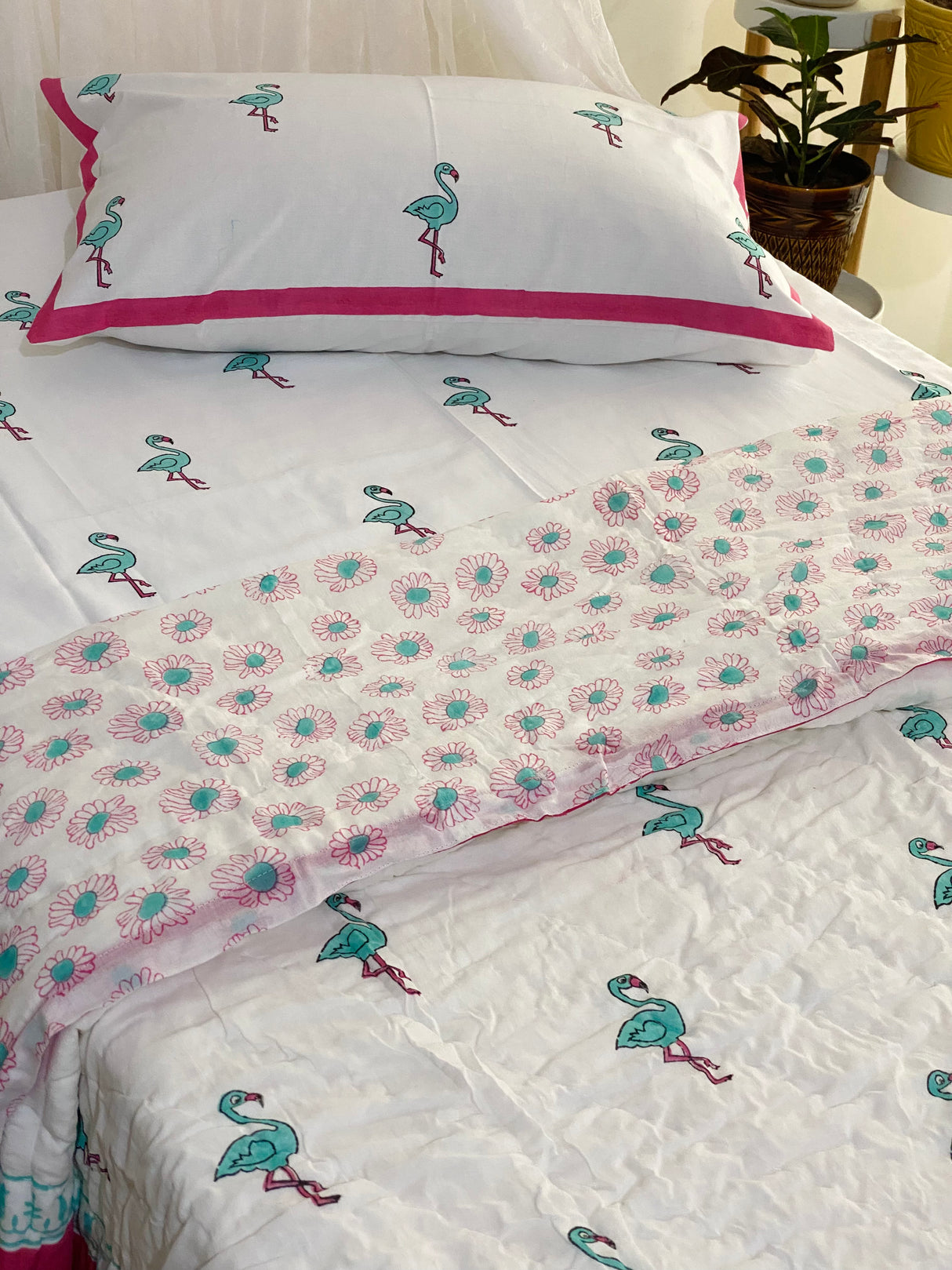 pink-flamingo-quilt-complete-view