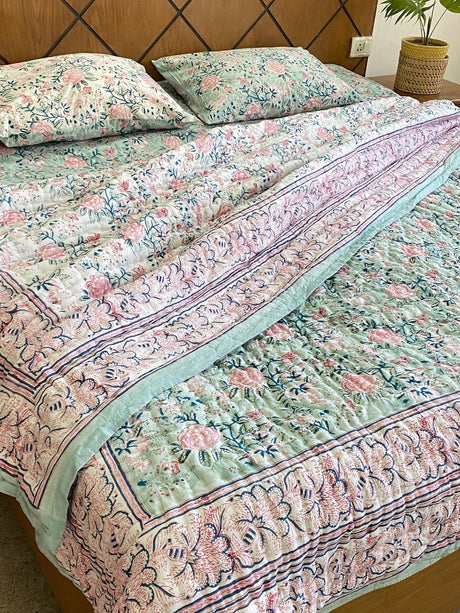 pink-pista-king-cotton-quilt-full-view