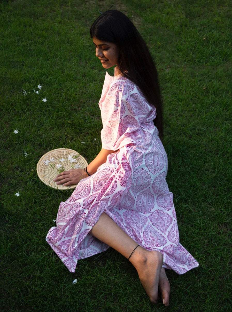 printed-cotton-kaftan-pink-white-front-view